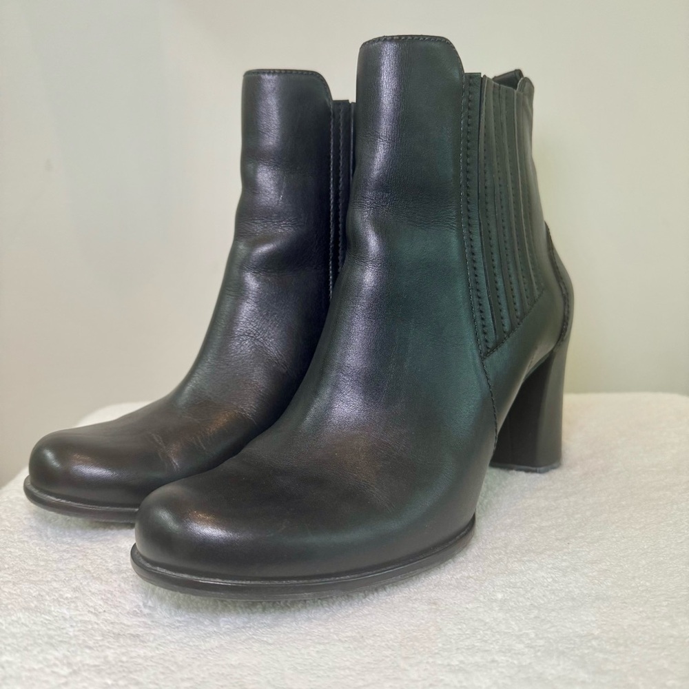Ecco Womens Pretoria Black Pull On Leather Ankle Booties Size 9.5‎ EU 41